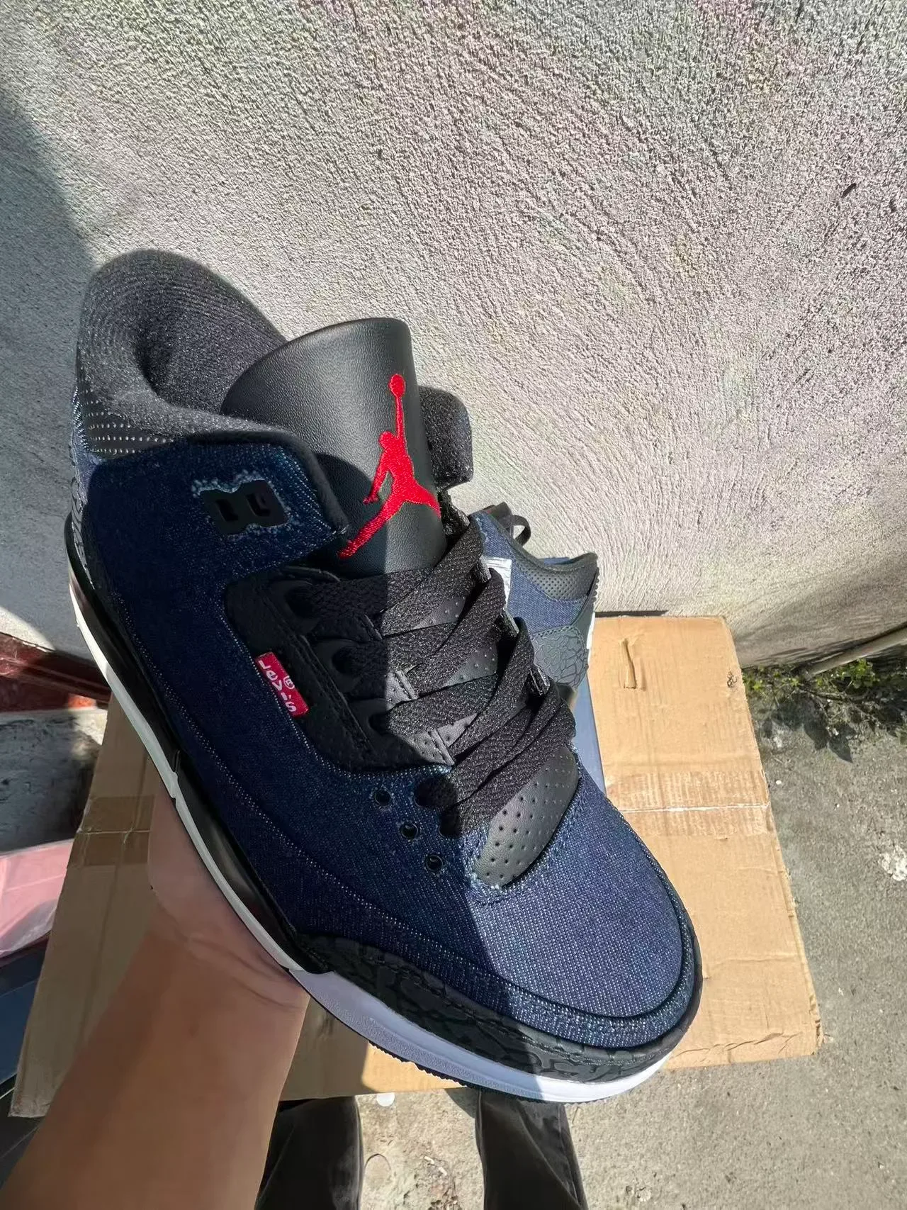 Air Jordan Navy Black Chaussures de Basketball Hautes avec Tige Texturisée en Denim 2