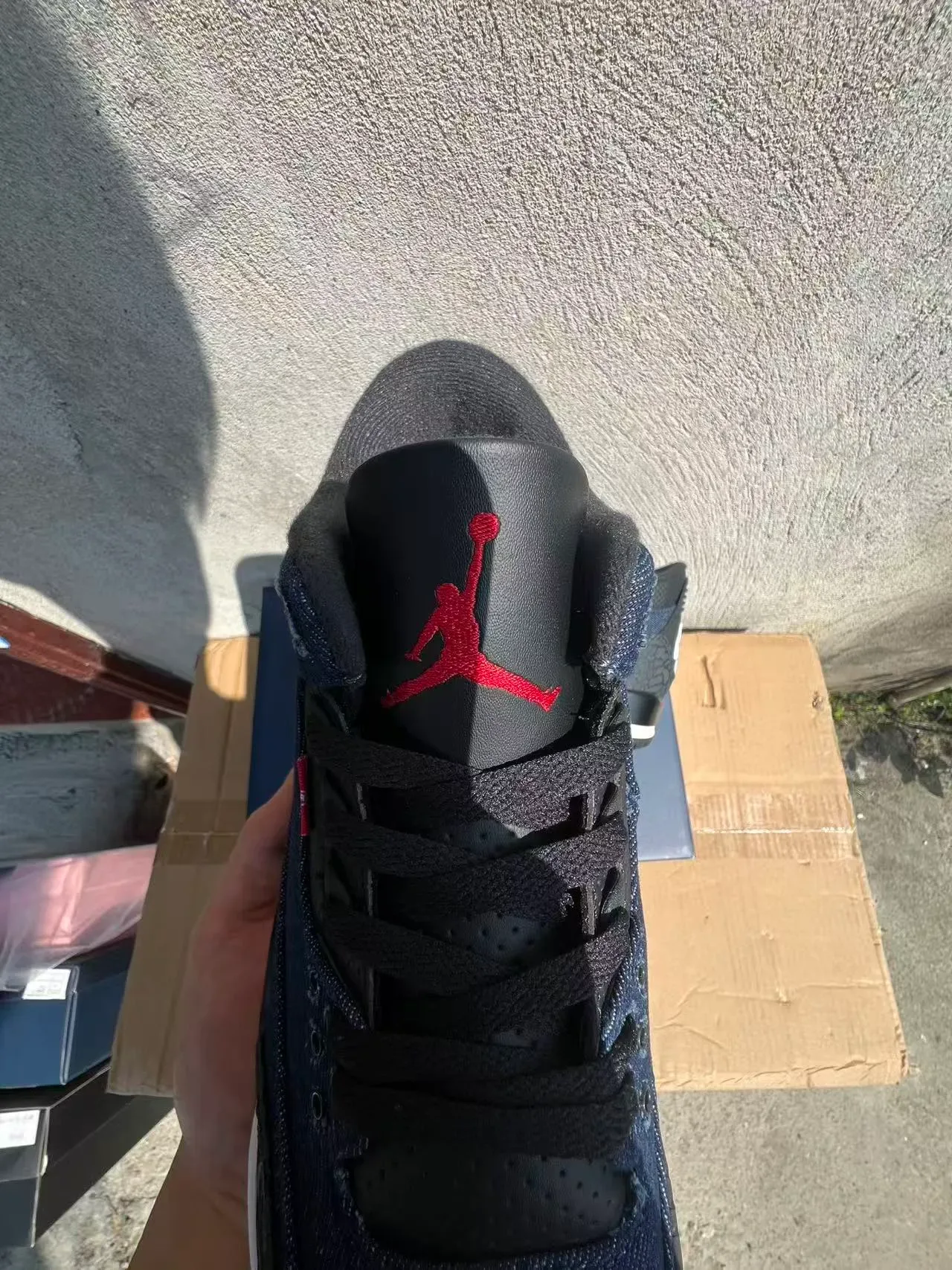 Air Jordan Navy Black Chaussures de Basketball Hautes avec Tige Texturisée en Denim 4