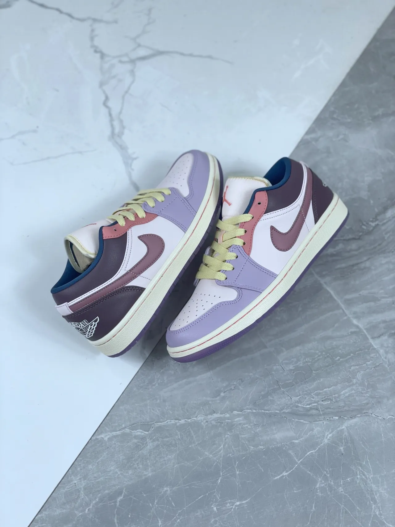 Air Jordan Zapatillas Lifestyle Morado Rosa Low-Top Perforado En La Punta 5