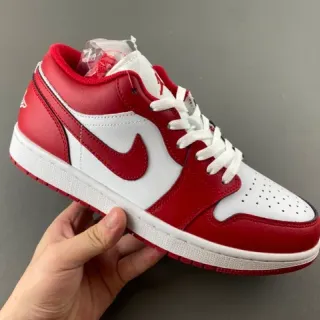Air Jordan 红白配色低帮皮革鞋面休闲运动鞋