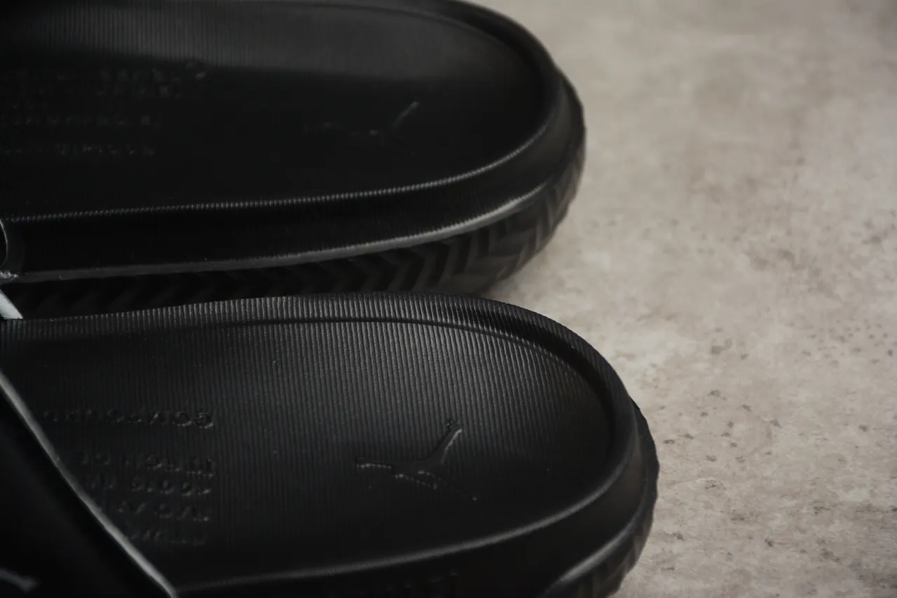 Air Jordan Slide Black Silver Logo Slippers 5