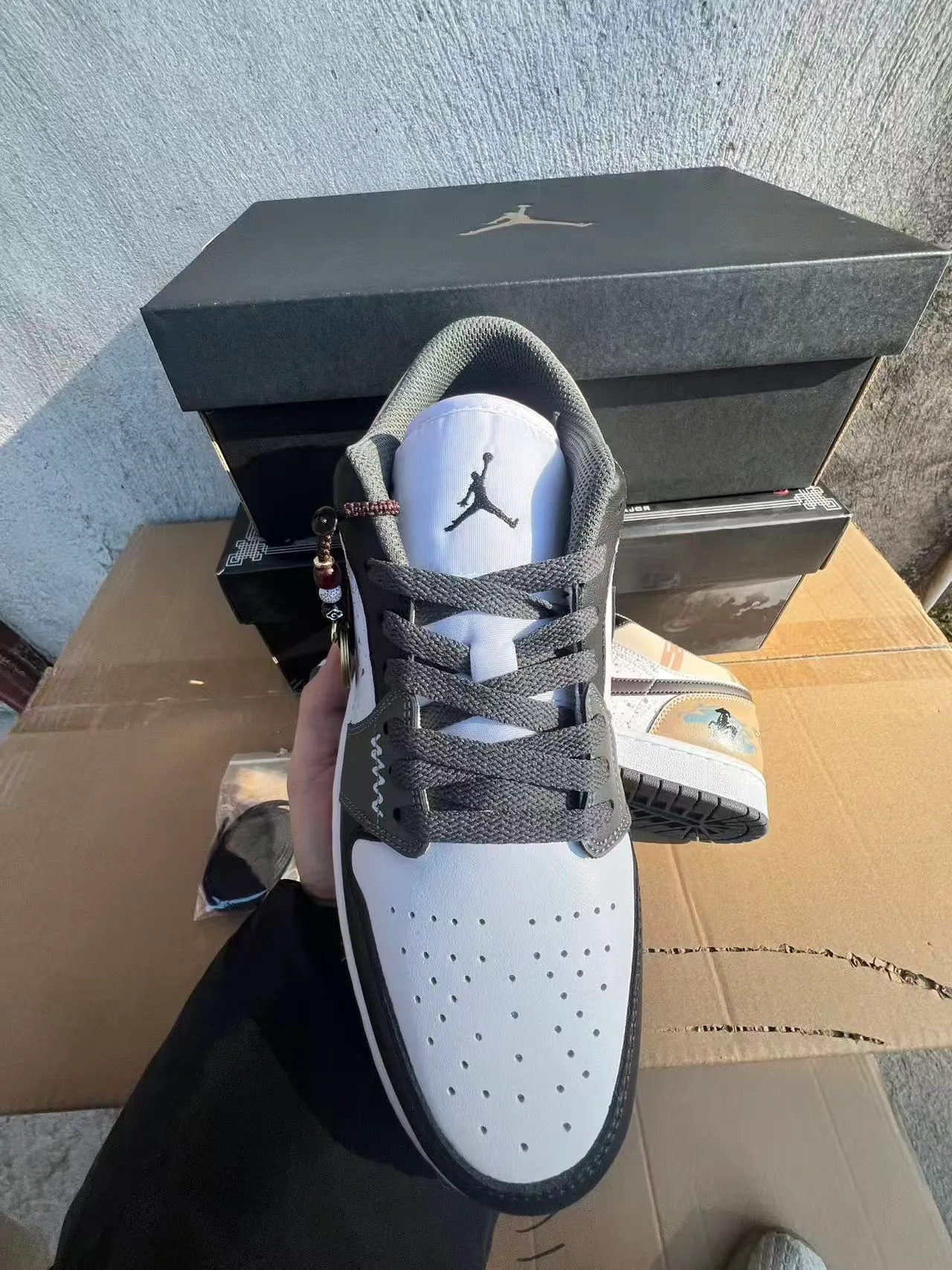 Air Jordan White Gray Low-Top Silhouette Multi-Panel Leather Upper Lifestyle Sneakers 3