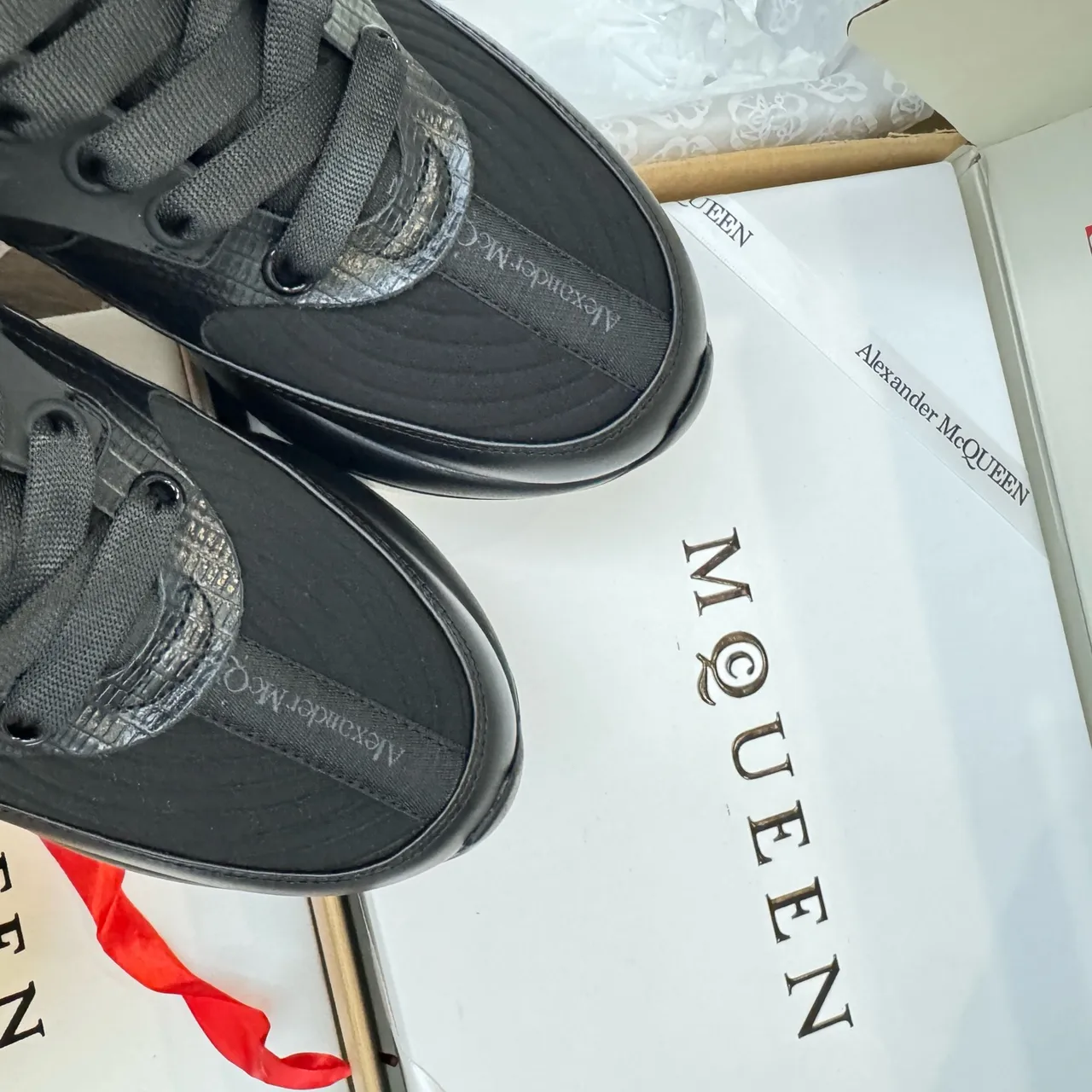 Alexander McQueen Oversized Sneaker Black Gold Platform Sole Mixed-Material Upper Chunky Sneakers 5