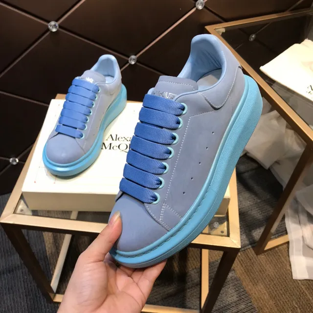 Alexander McQueen ওভারসাইজড স্নিকার, নীল ধূসর সোল, সুয়েড-লাইক আপার, লाइফস্টাইল স্নিকার 2