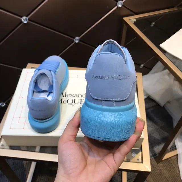 Alexander McQueen ওভারসাইজড স্নিকার, নীল ধূসর সোল, সুয়েড-লাইক আপার, লाइফস্টাইল স্নিকার 6