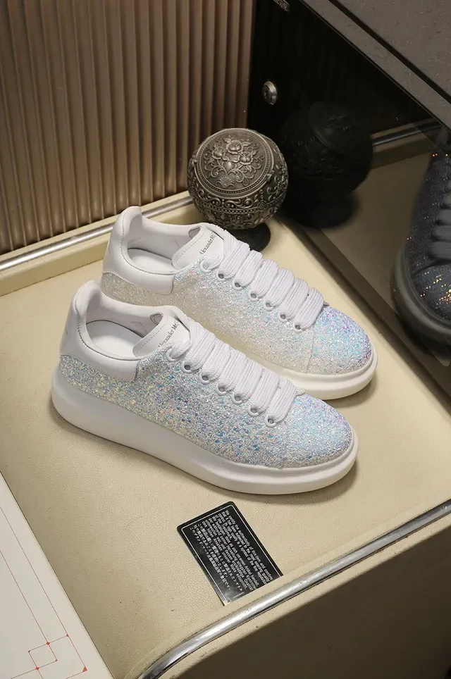 Alexander McQueen Oversized Sneaker Glitter White Lifestyle Sneakers 7
