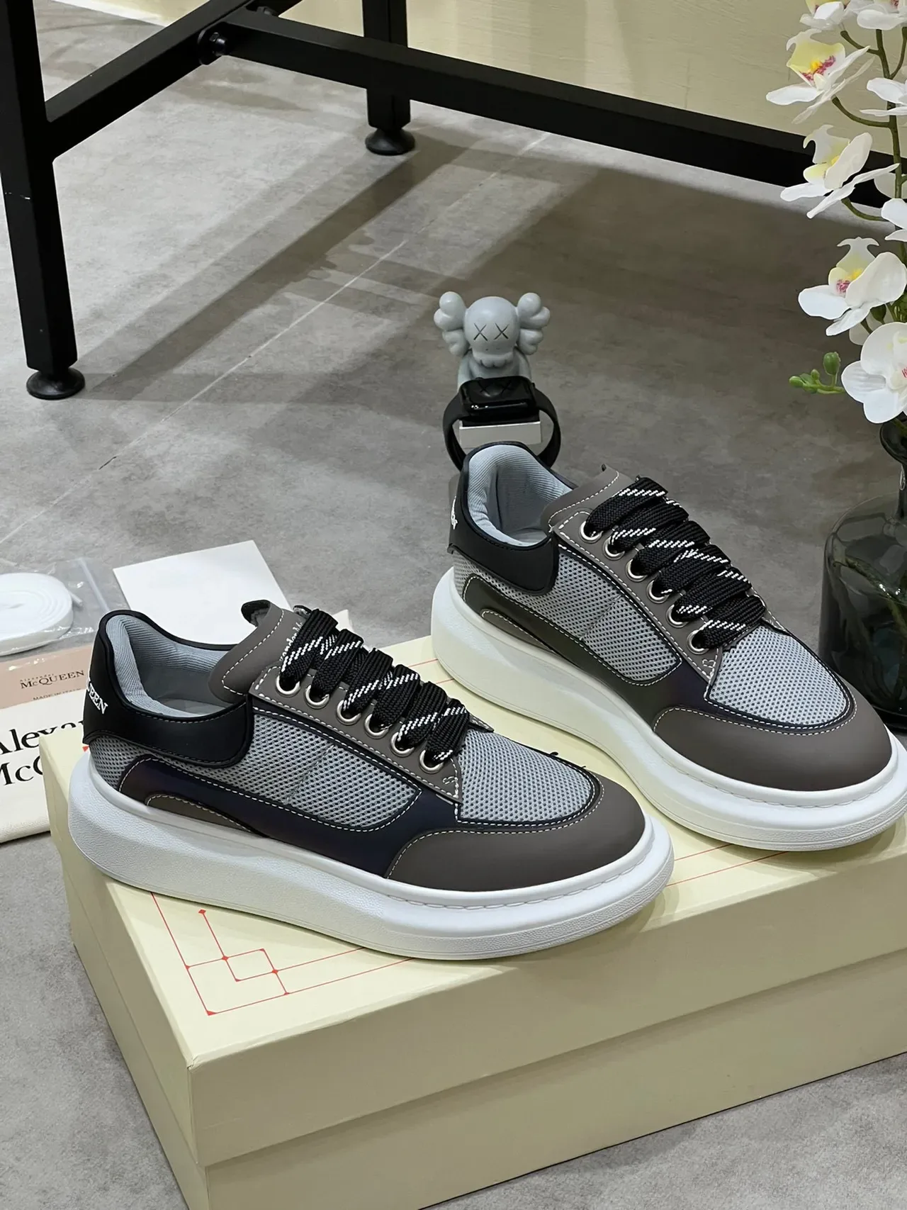 Alexander McQueen Oversized Sneaker Gray and Black Mesh Leather Lifestyle Sneakers 8