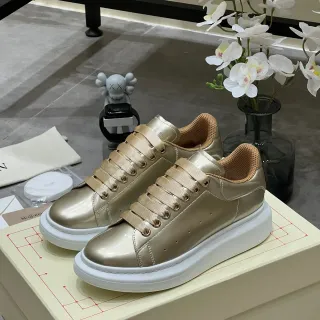 Alexander McQueen Oversized Sneaker Metallic Gold Lifestyle Sneakers