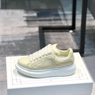 Alexander McQueen Oversized Sneaker Pale Cream Lifestyle Sneakers