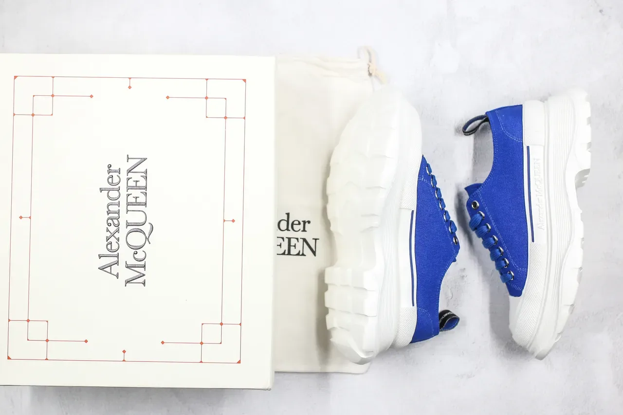 Alexander McQueen حذاء oversized أزرق ملكي أبيض حذاءات lifestyle sneakers 8