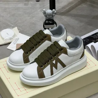 Alexander McQueen Oversized Sneaker White and Olive Green Lifestyle Sneakers