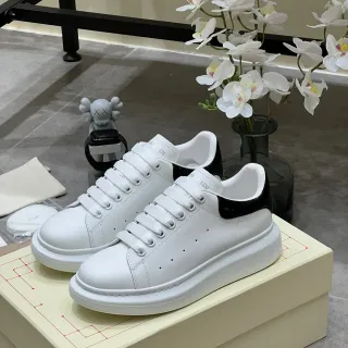 Alexander McQueen Oversized Sneaker White Black Platform Sole Smooth Leather Upper Lifestyle Sneakers