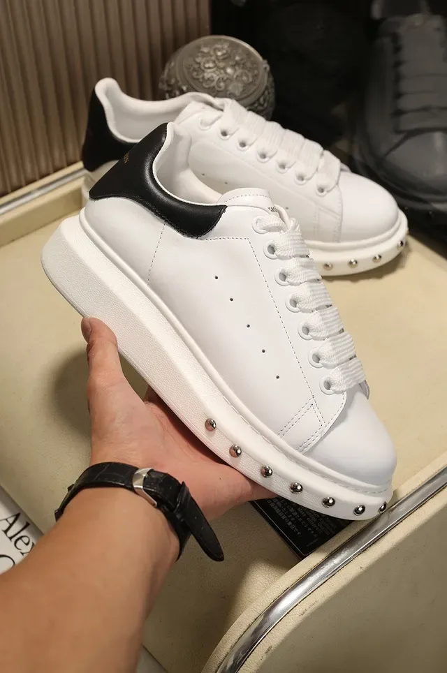 Alexander McQueen Oversized Sneaker White Black Platform Sole Studded Toe Cap Lifestyle Sneakers 2