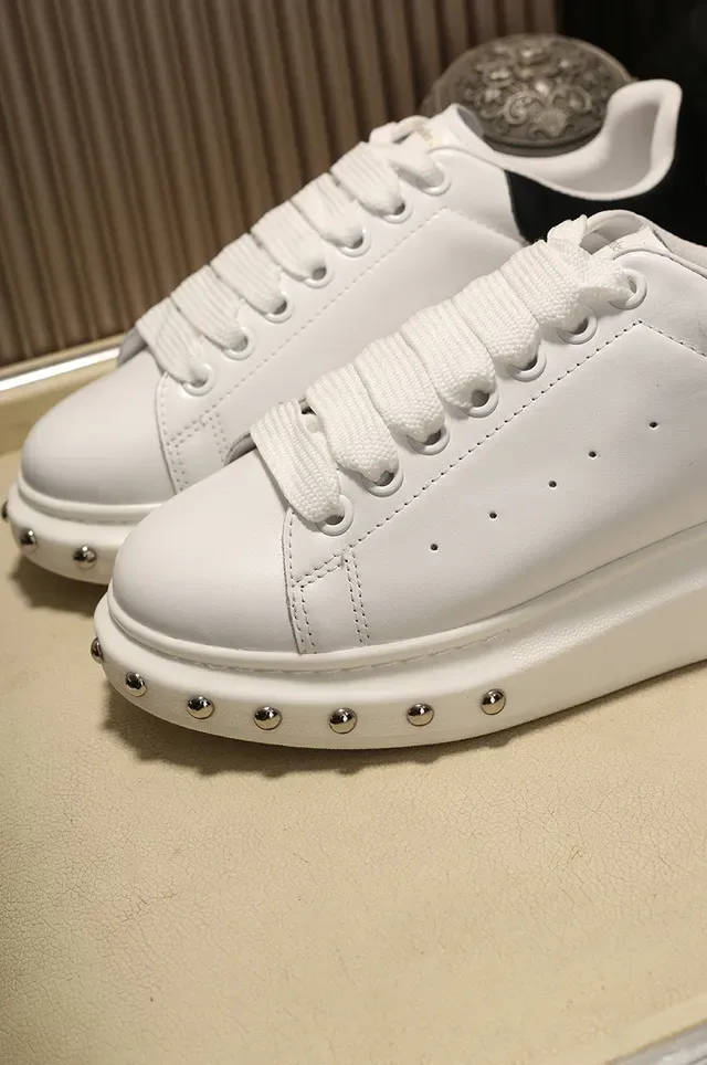 Alexander McQueen Oversized Sneaker White Black Platform Sole Studded Toe Cap Lifestyle Sneakers 5