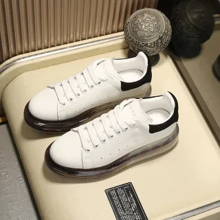 Alexander McQueen ओवरसाइज स्नीकर सफेद काला पारदर्शी एकमात्र लाइफस्टाइल स्नीकर