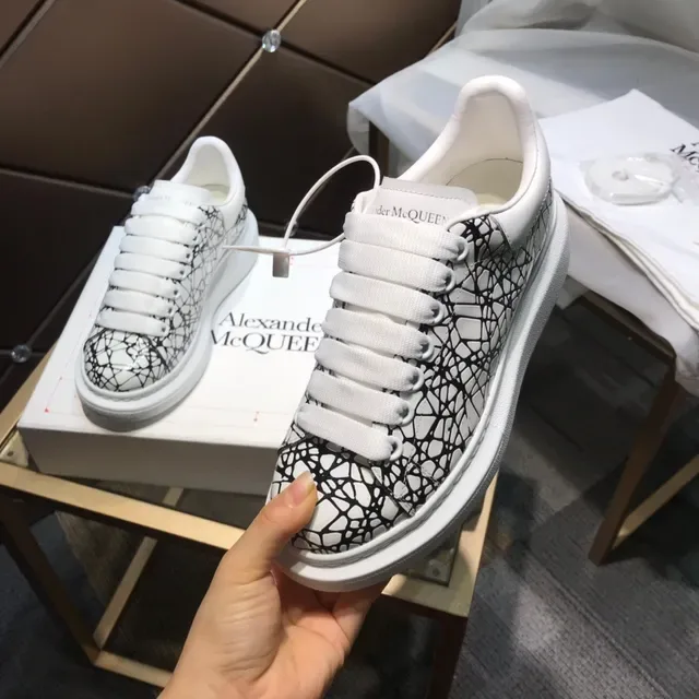 Alexander McQueen Oversized Sneaker White Black Web Print Lifestyle Sneakers 3