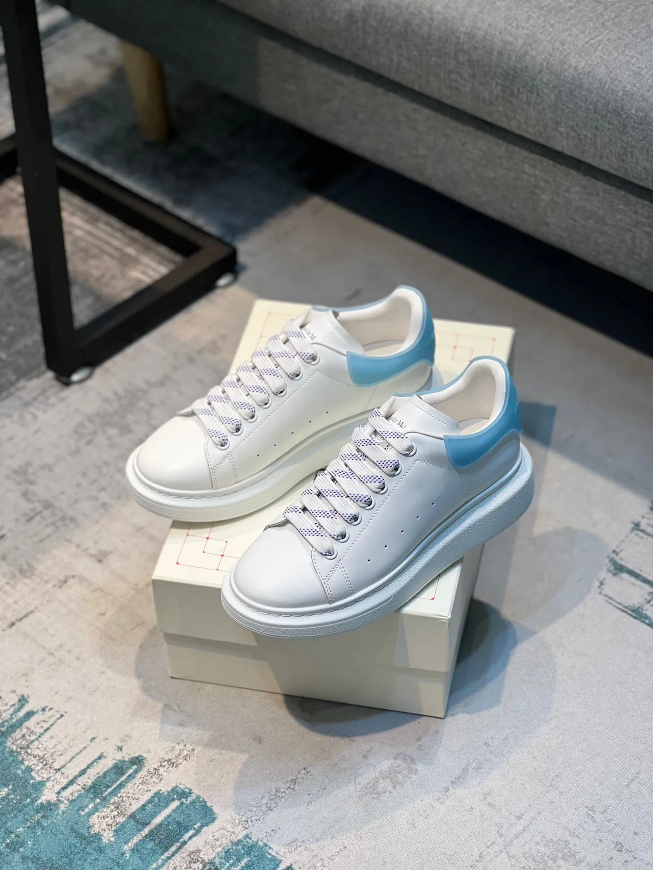 Alexander McQueen Oversized Sneaker White Blue Platform Sole Smooth Leather Upper Lifestyle Sneakers 7