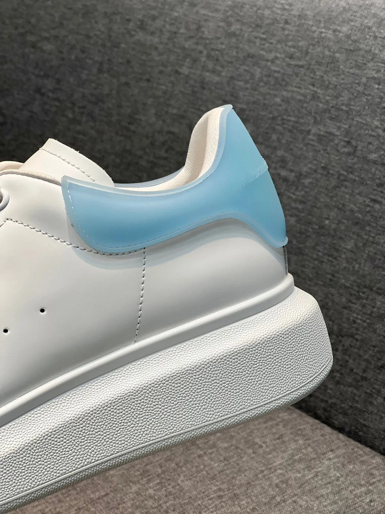 Alexander McQueen Oversized Sneaker White Blue Platform Sole Smooth Leather Upper Lifestyle Sneakers 8