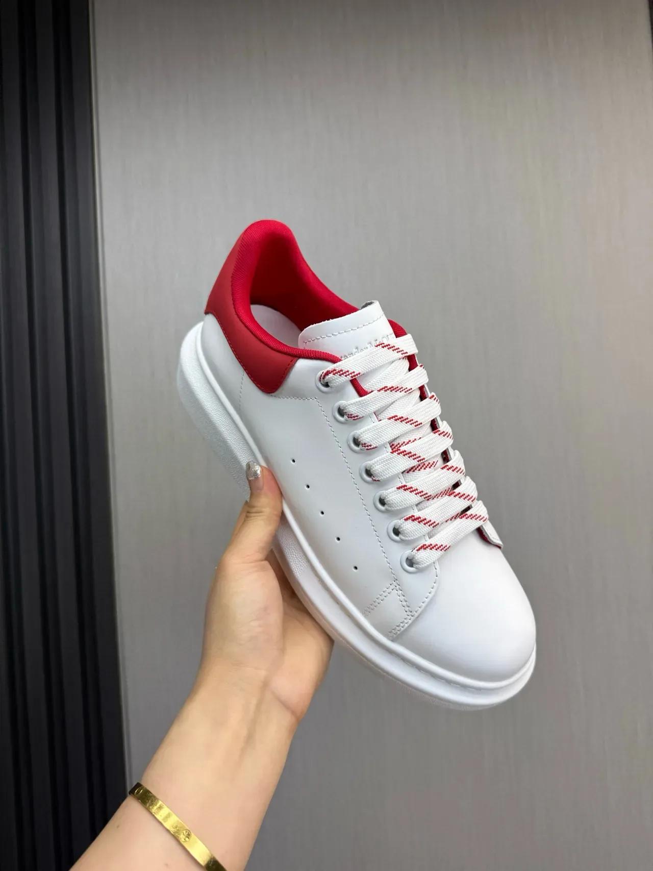 Alexander McQueen Oversized Sneaker White Red Skull Lifestyle Sneakers 8