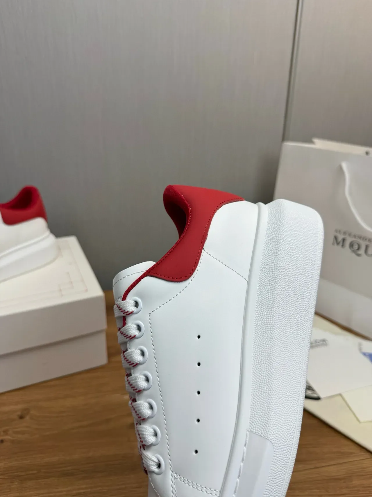 Alexander McQueen Oversized Sneaker White Red Skull Lifestyle Sneakers 9