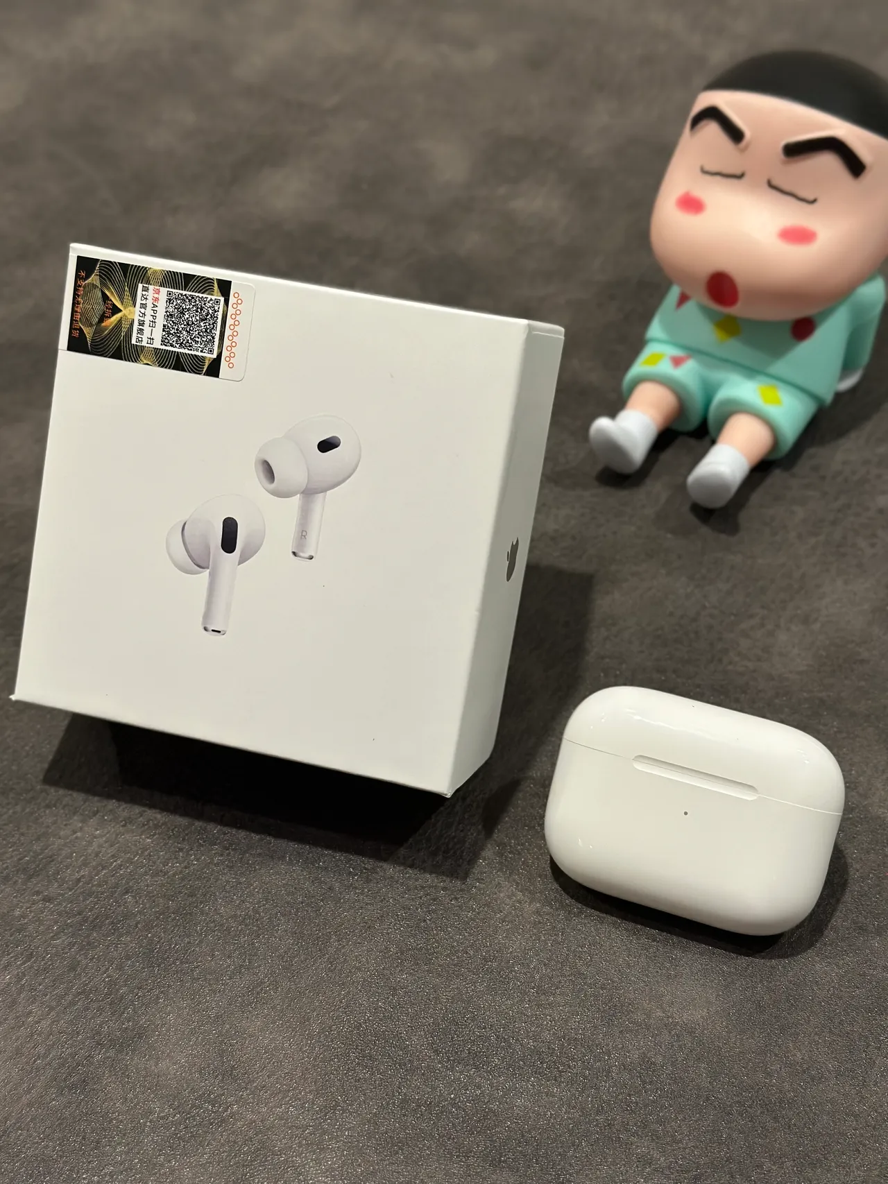 Apple AirPods Pro White Stem-Style Silicone-Tipped TWS Earbuds 7