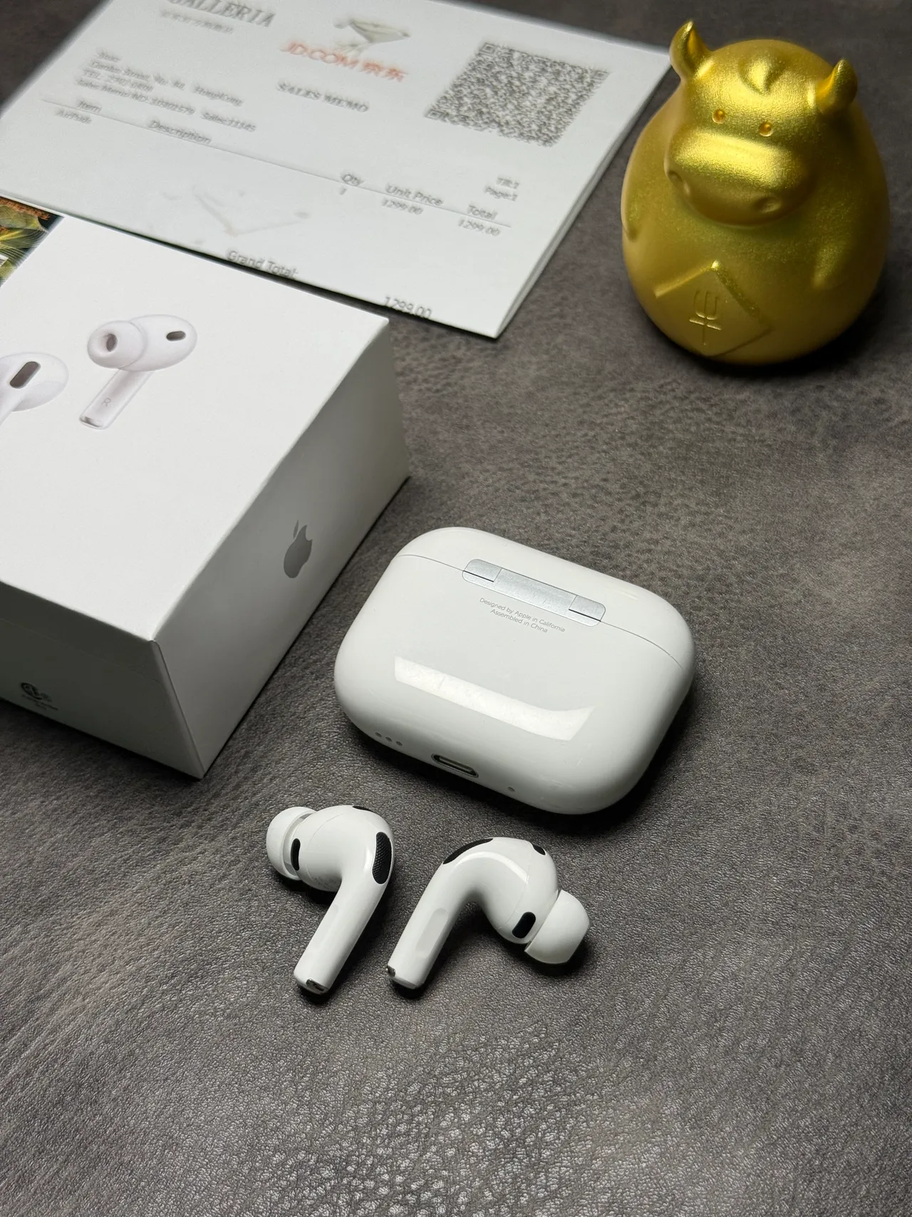 Apple AirPods White Stem-Style Open-Fit TWS Earbuds 2