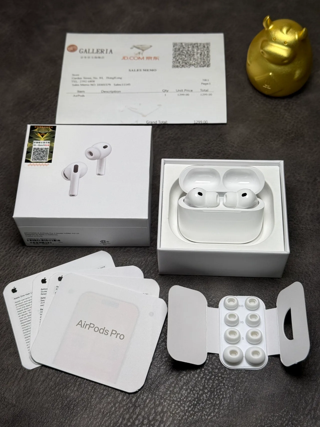 Apple AirPods White Stem-Style Open-Fit TWS Earbuds 19