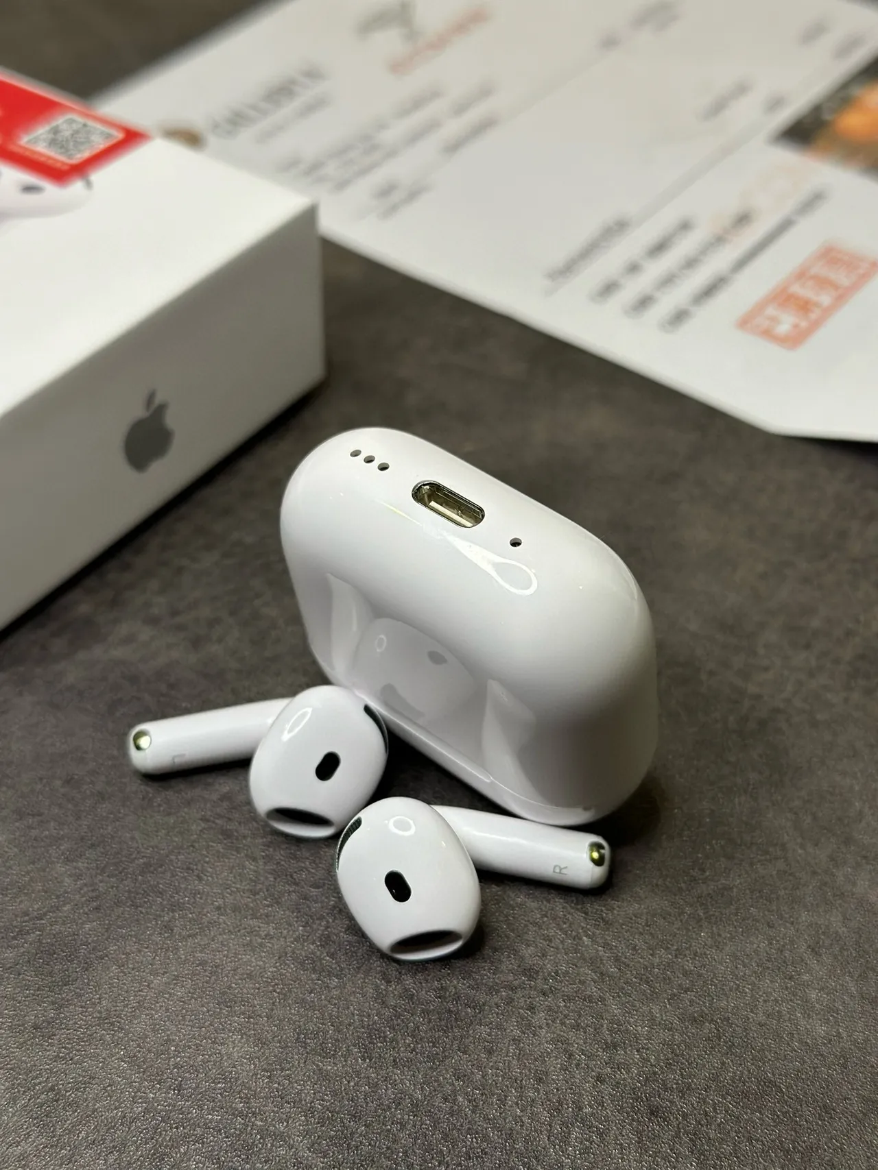 Apple White Black Stem-Style Compact TWS Earbuds 6