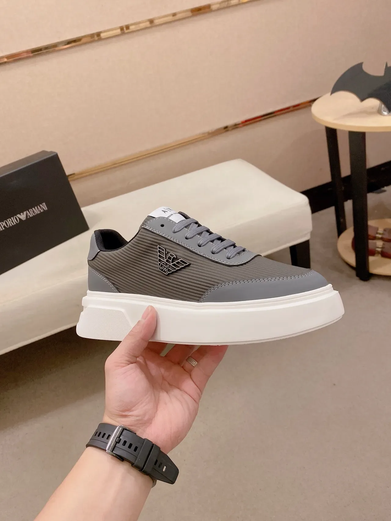 Armani Exchange Cinza Branco Ribeteado Textil Upper Bordado Logo Águia Lifestyle Sneakers 5