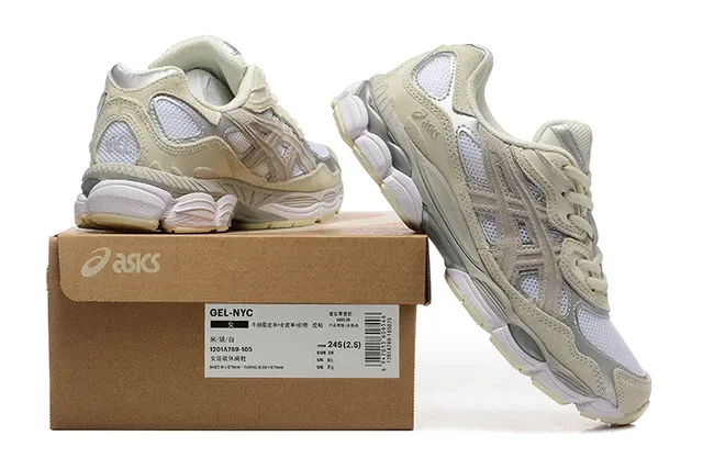 ASICS Beige Argent Chaussures Lifestyle à Tige Maille-Suede Hybride avec Overlay Cage Superposé en Couches 5
