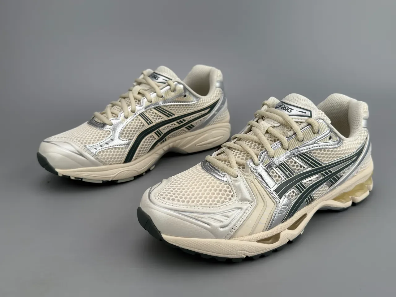 ASICS Gel-Kayano Beige Silver Mesh And Synthetic Overlay Upper Metallic Accents Running Shoes 8