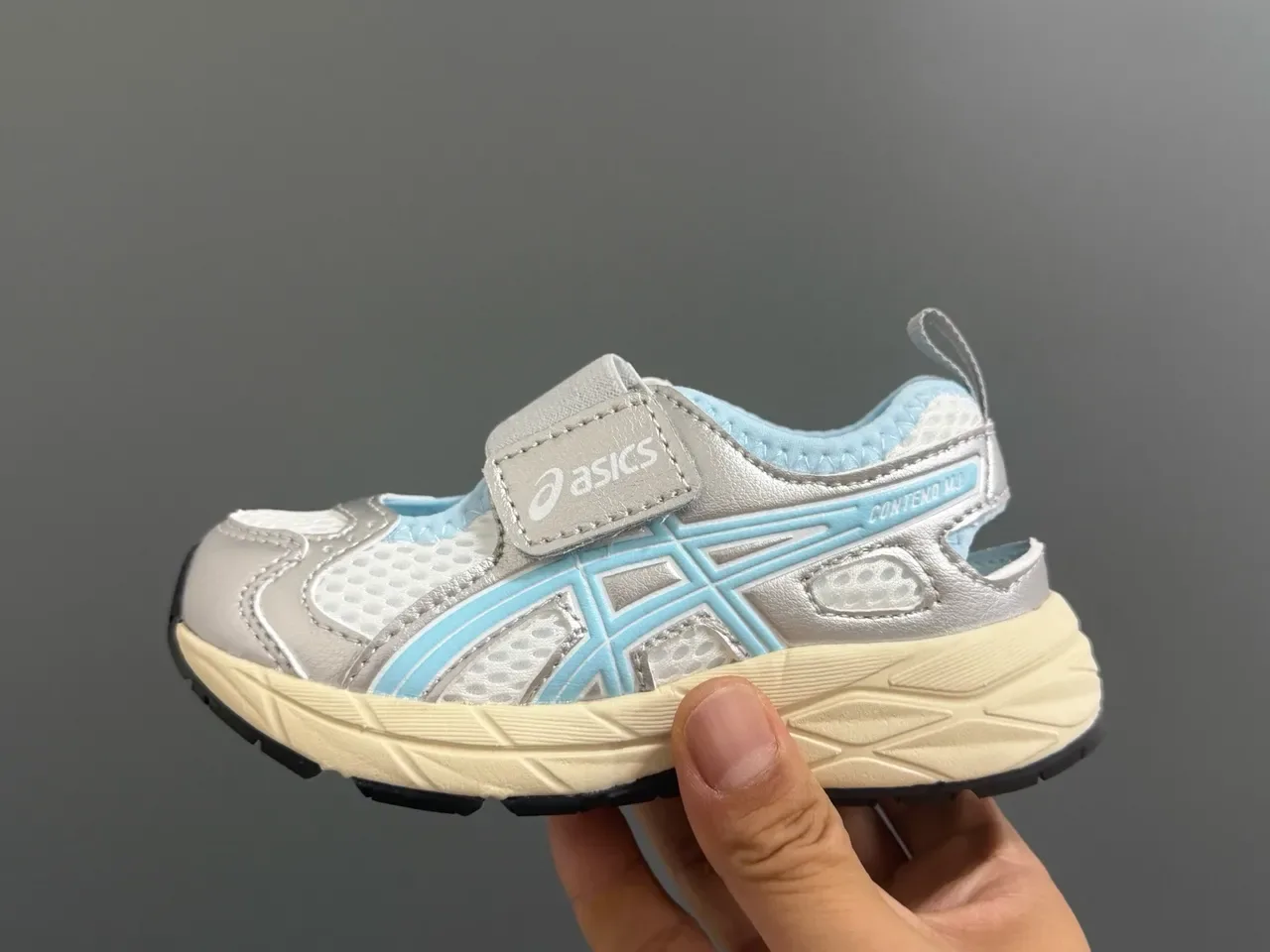 ASICS Silver Blue Mesh Upper Dual Velcro Strap Closure Lifestyle Sneakers 22