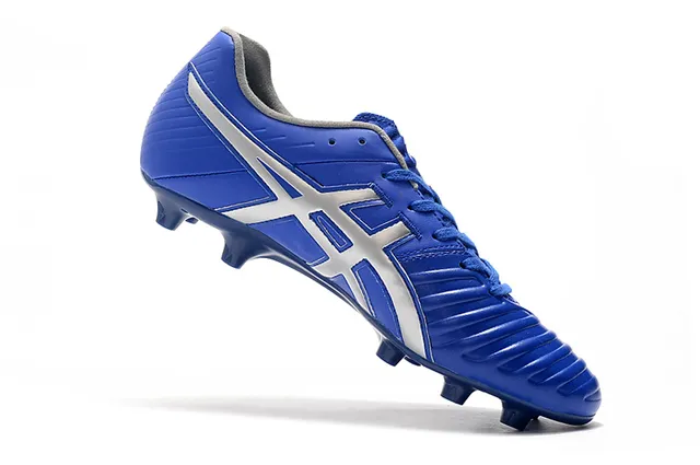 ASICS Blanc Or Chaussures de football à coupe basse supérieure en synthétique superposée de rayures de tigre sur terrain ferme 3