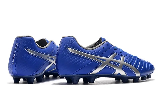 ASICS Blanc Or Chaussures de football à coupe basse supérieure en synthétique superposée de rayures de tigre sur terrain ferme 7