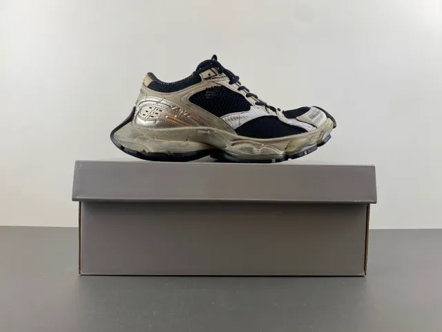 Balenciaga بيج أسود نعل مصمم تراكبات معدنية اصطناعية حذاء رياضي كاجوال سميك 15