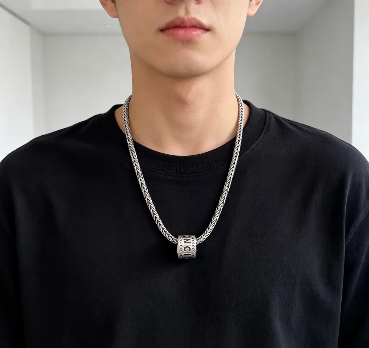 Balenciaga Collier Chaîne Tressée Pendentif Cylindrique 5