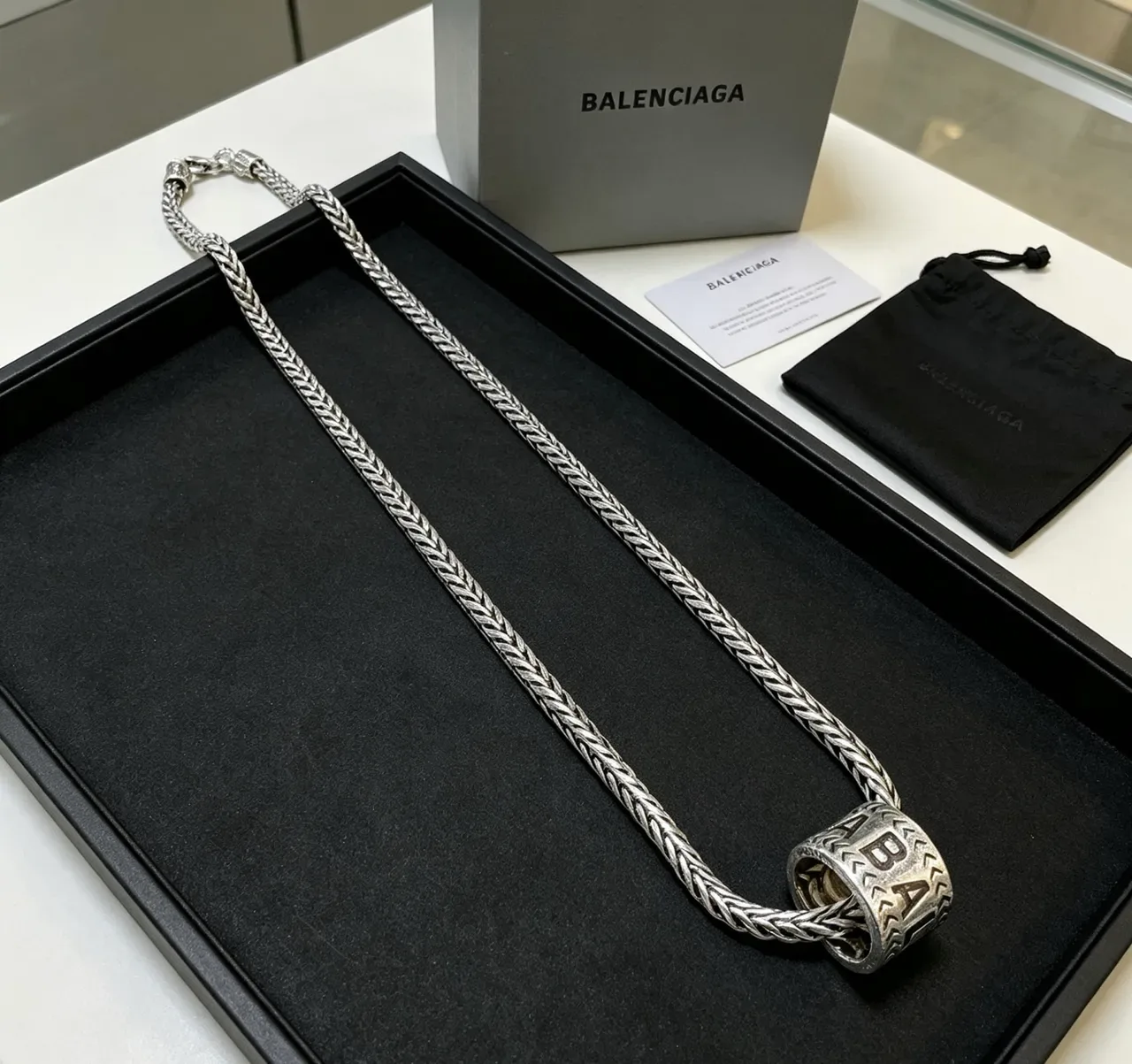 Balenciaga Collier Chaîne Tressée Pendentif Cylindrique 6