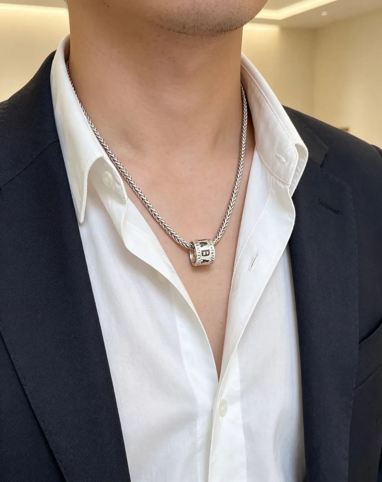 Balenciaga Collier Chaîne Tressée Pendentif Cylindrique 8