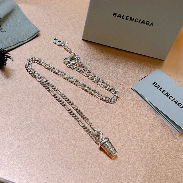 Balenciaga Colgante Cilíndrico Cadena Figaro Collar 6