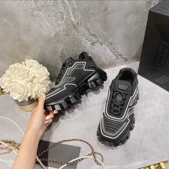 Balenciaga Defender Tênis Chunky Preto Branco Sola Lug Sole Costura Geométrica 5