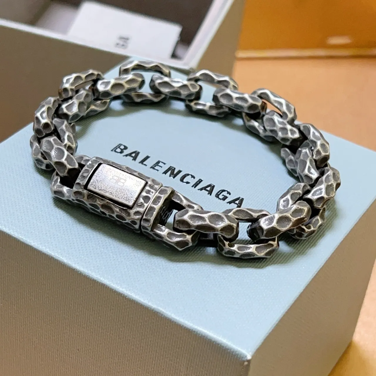 Balenciaga Hammered Chain Oxidized Silver Bracelet 9