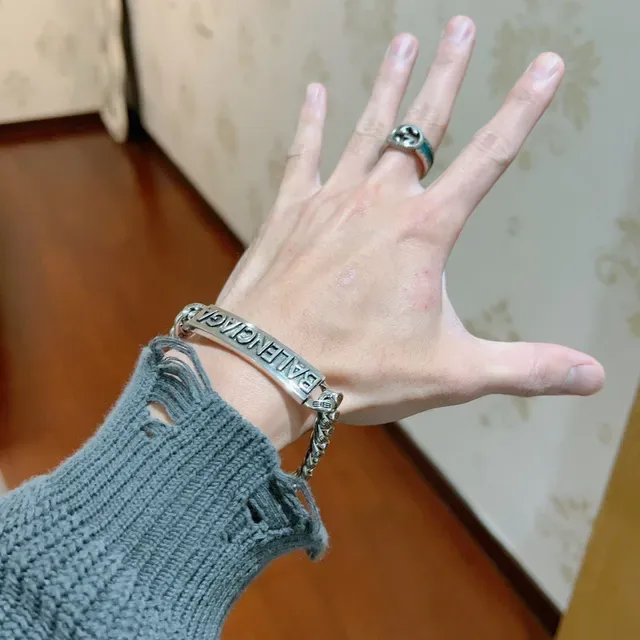 Balenciaga Logo Chaîne Bracelet Métal Argenté 8
