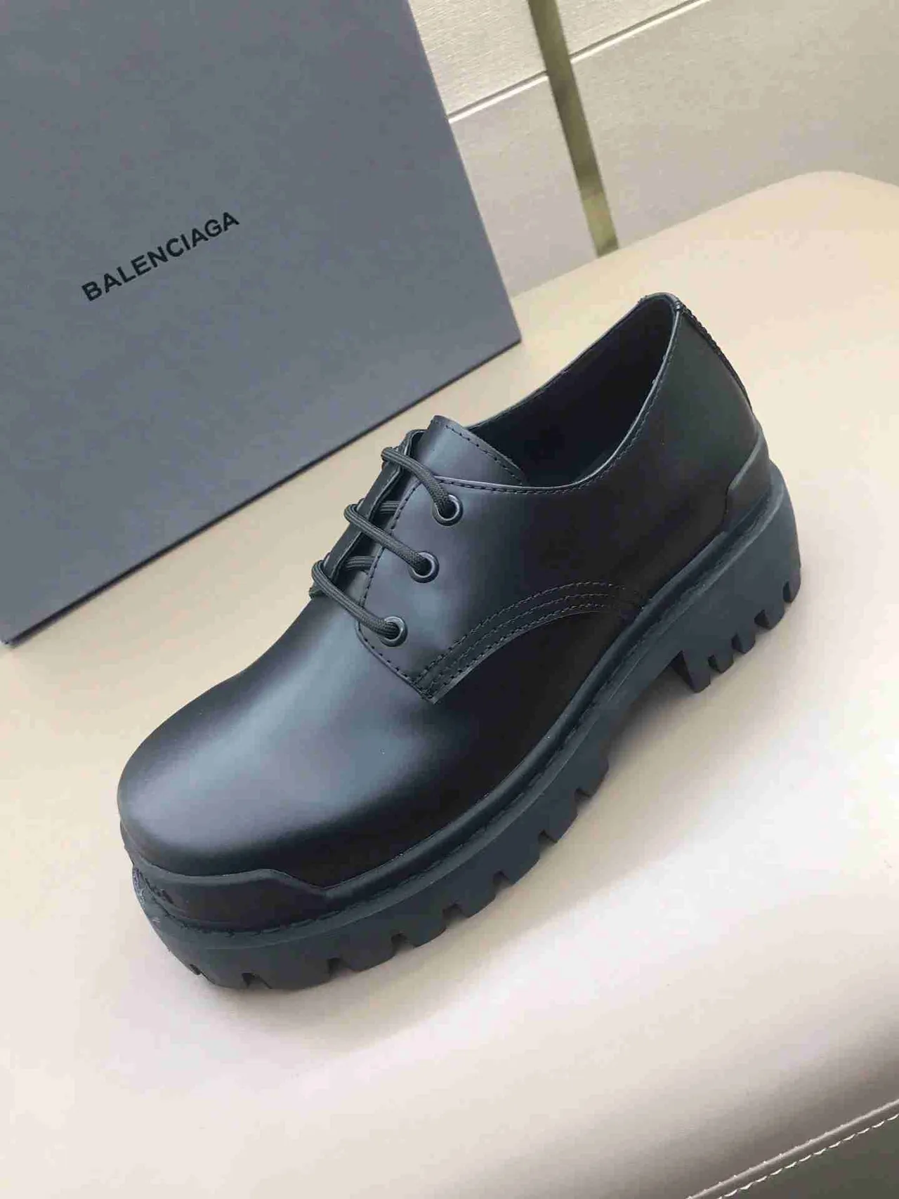 Balenciaga Oxford Preto Couro Liso Sola Grossa Lug Sole Oxford Shoes 10