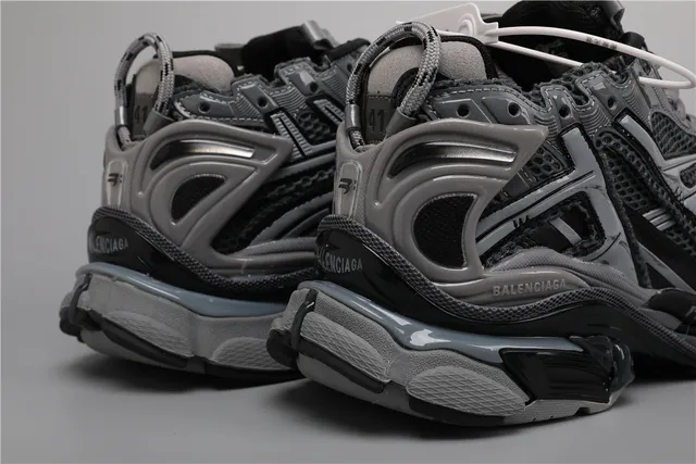 Balenciaga Runner Dark Grey Black Chunky Sneakers 2