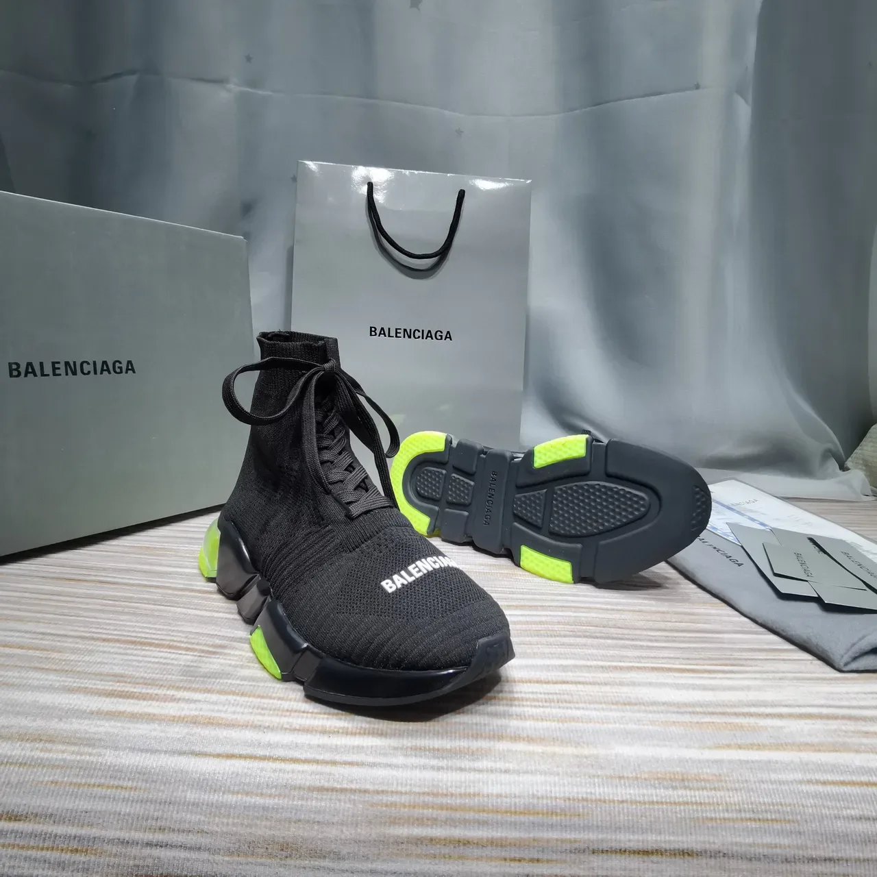 Balenciaga Speed Trainer Noir Jaune Maille Ajustement Chaussure Suela Sculptée Chunky Sneakers 4