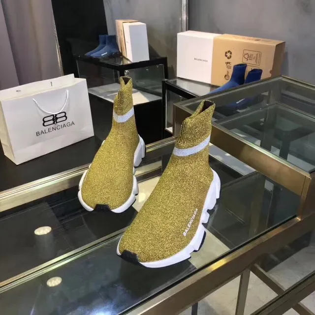 Balenciaga Speed Trainer चकচকে সোনার ট্রিকো জীবনধারার স্নিকার্স 2
