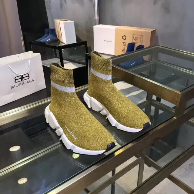 Balenciaga Speed Trainer चकচকে সোনার ট্রিকো জীবনধারার স্নিকার্স 4