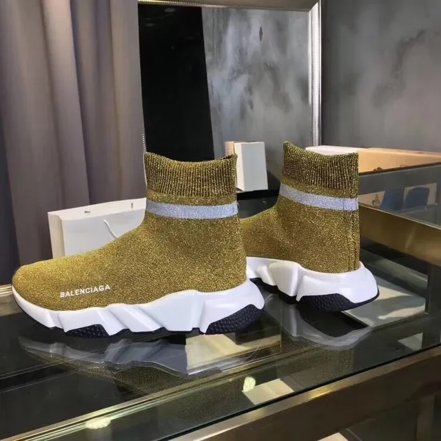 Balenciaga Speed Trainer चकচকে সোনার ট্রিকো জীবনধারার স্নিকার্স 5