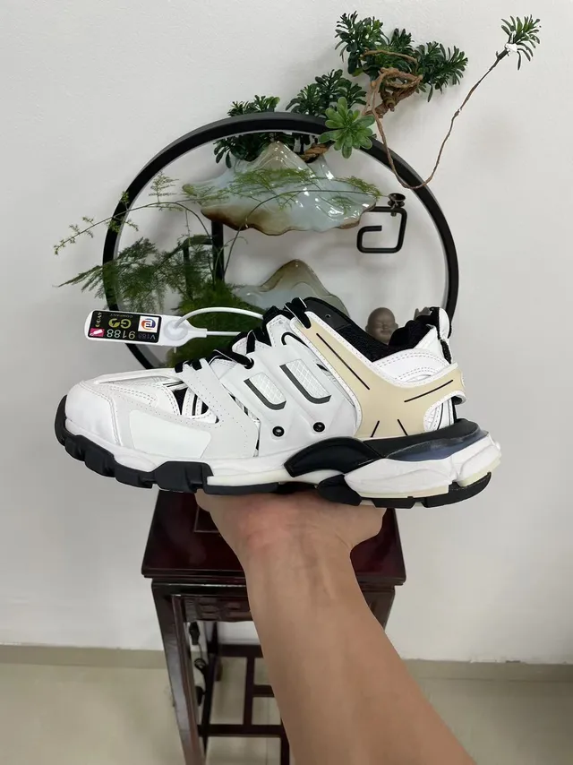 Balenciaga Track Trainer zapatillas chunky blancas negras beige 4