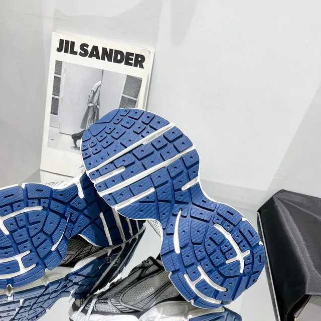 Balenciaga Track Trainer tênis chunky branco cinza preto azul 4